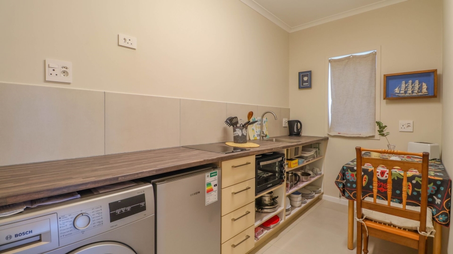 5 Bedroom Property for Sale in Narnia Western Cape